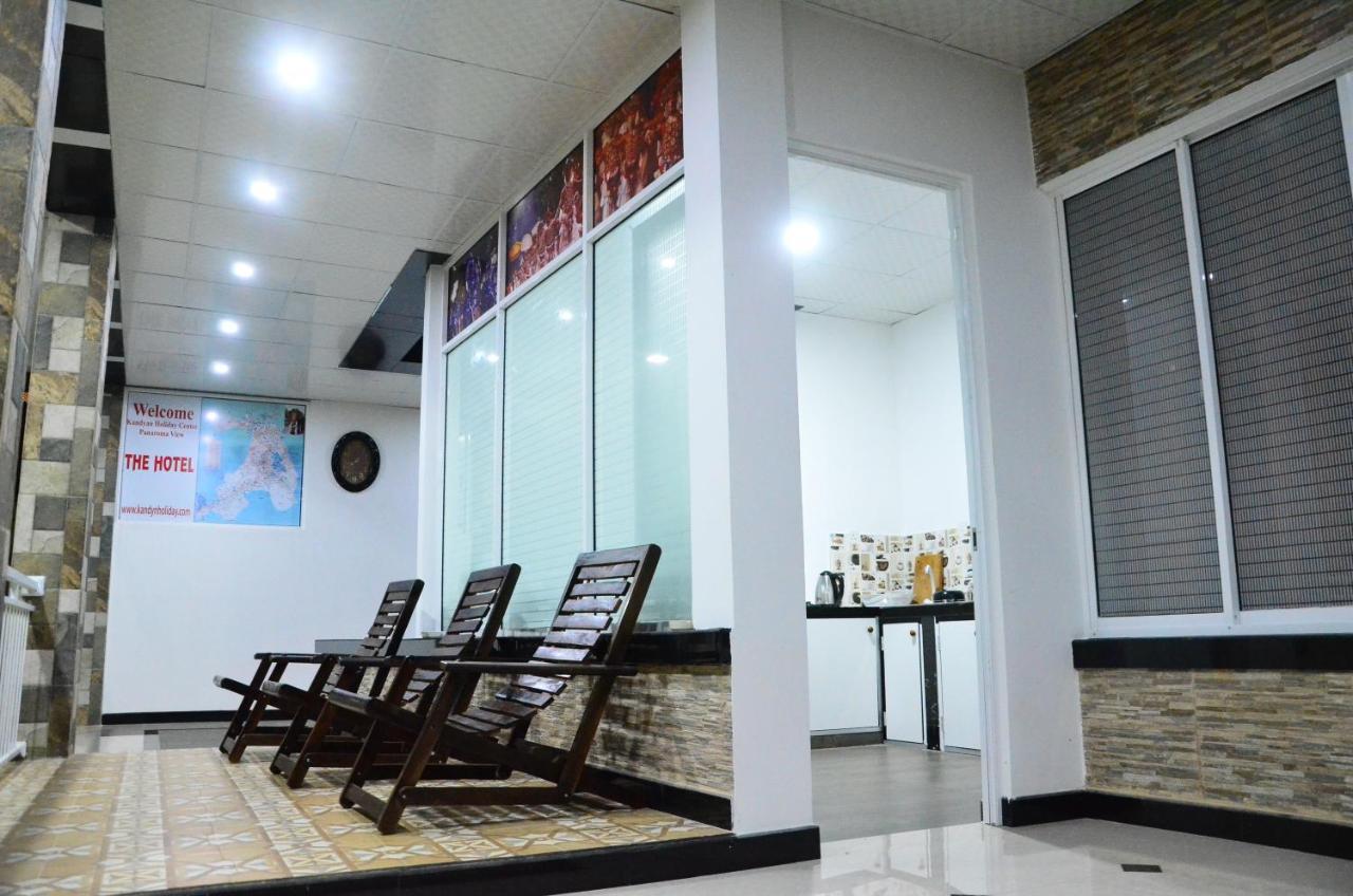 Kandyan Feel Free Homestay Bagian luar foto