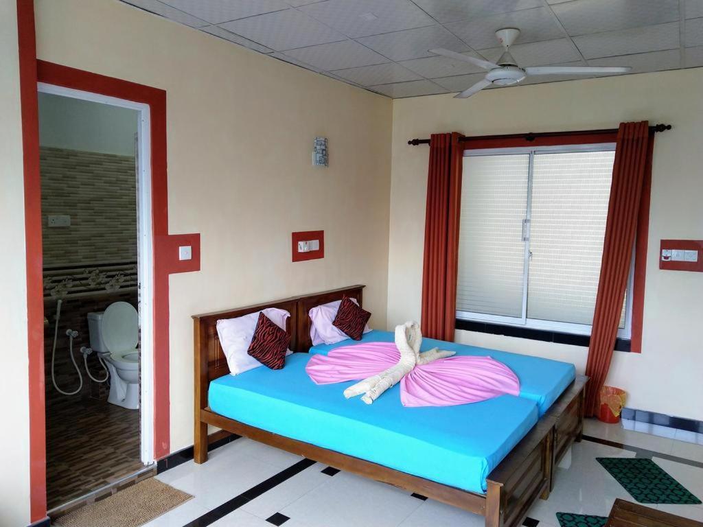 Kandyan Feel Free Homestay Bagian luar foto