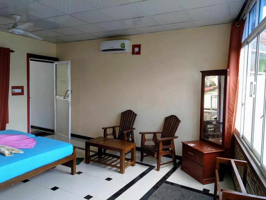 Kandyan Feel Free Homestay Bagian luar foto