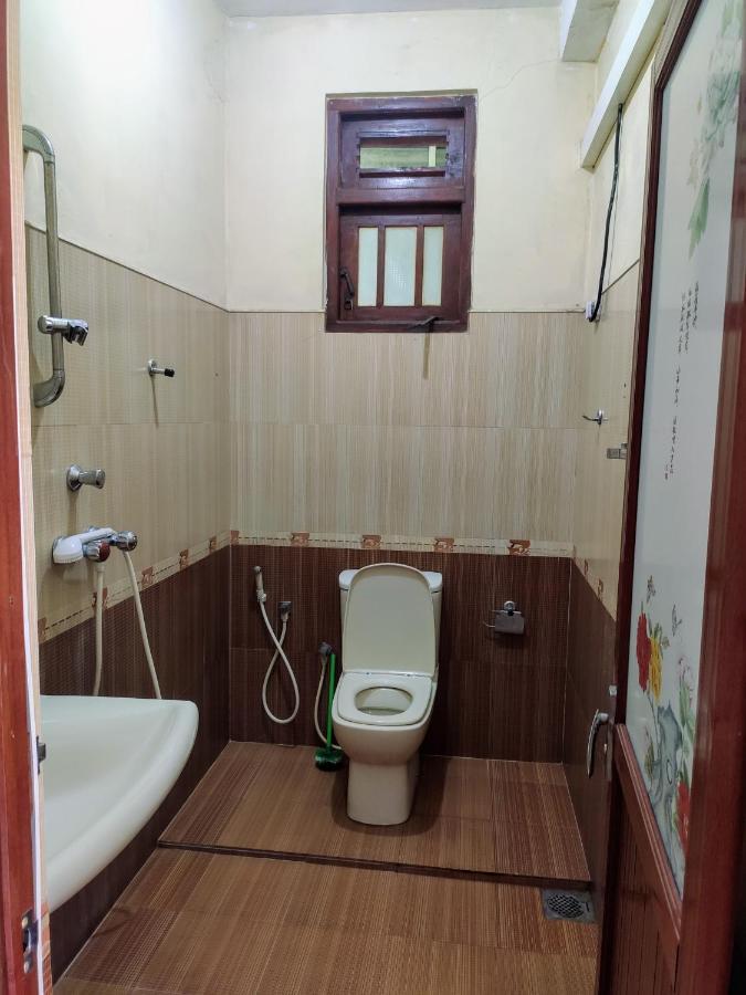 Kandyan Feel Free Homestay Bagian luar foto