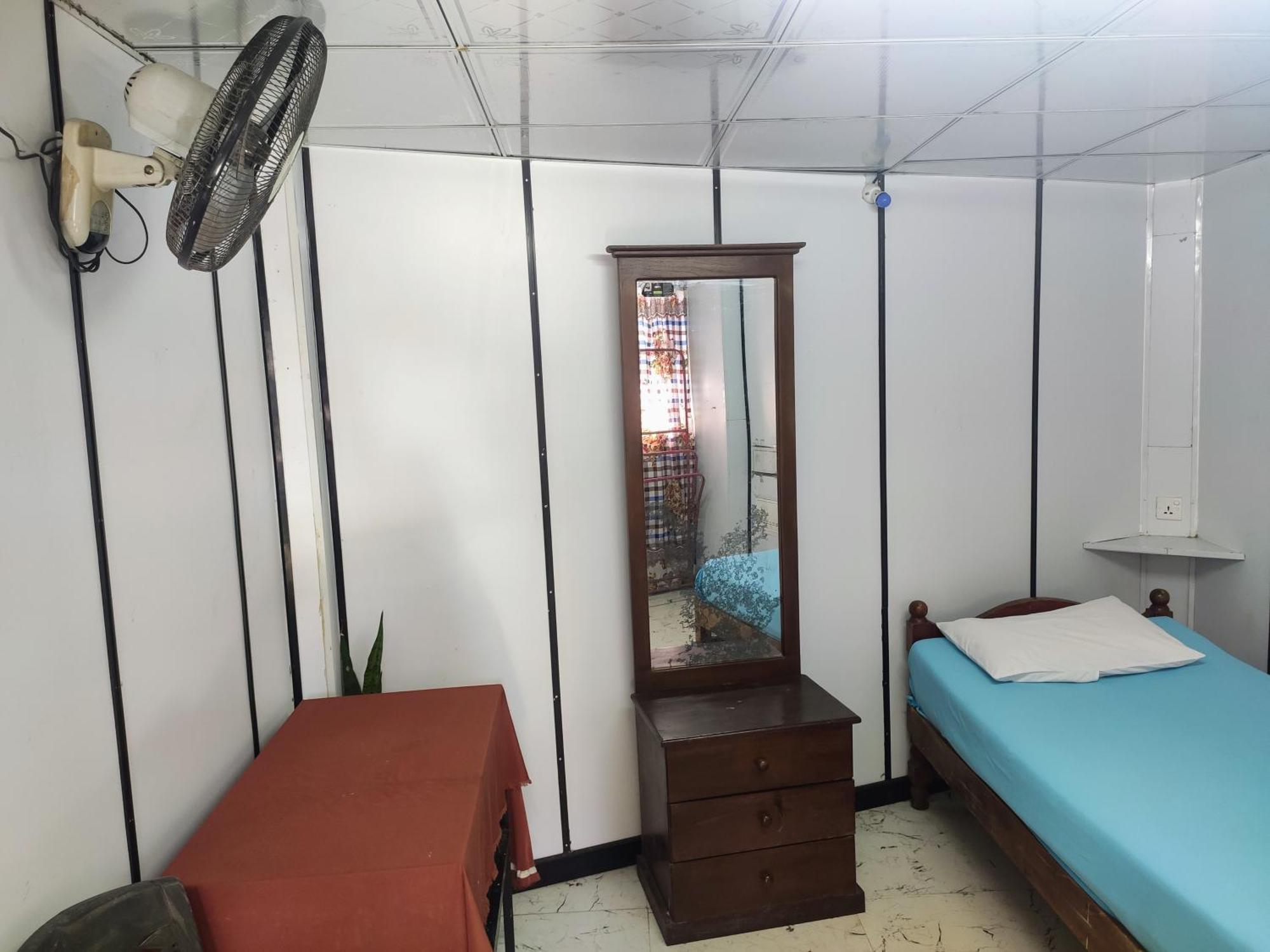 Kandyan Feel Free Homestay Bagian luar foto